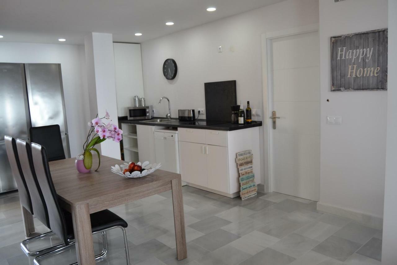 Beach Front Penthouse - ฟูเอนฮิโรลา ภายนอก รูปภาพ
