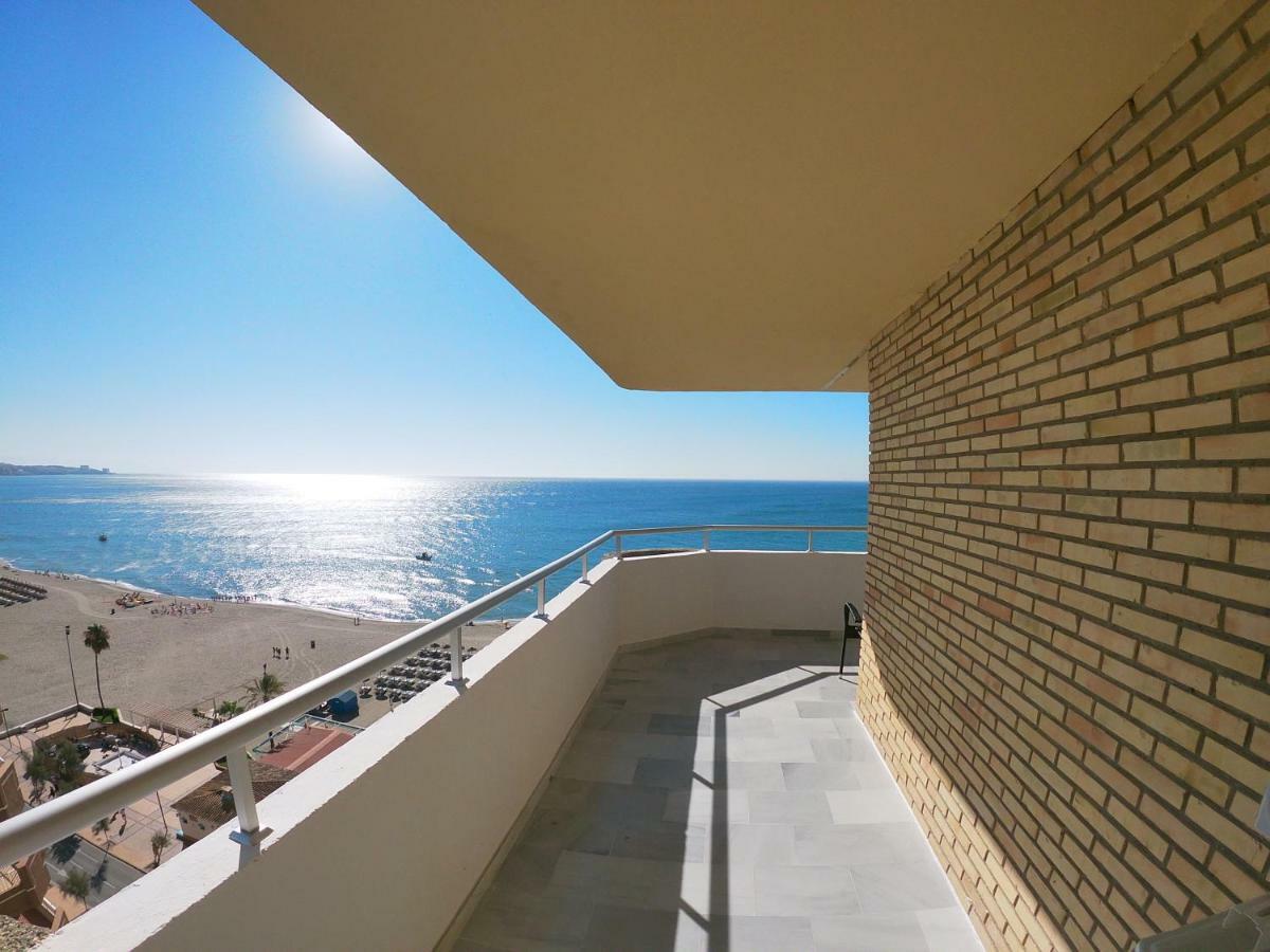 Beach Front Penthouse - ฟูเอนฮิโรลา ภายนอก รูปภาพ