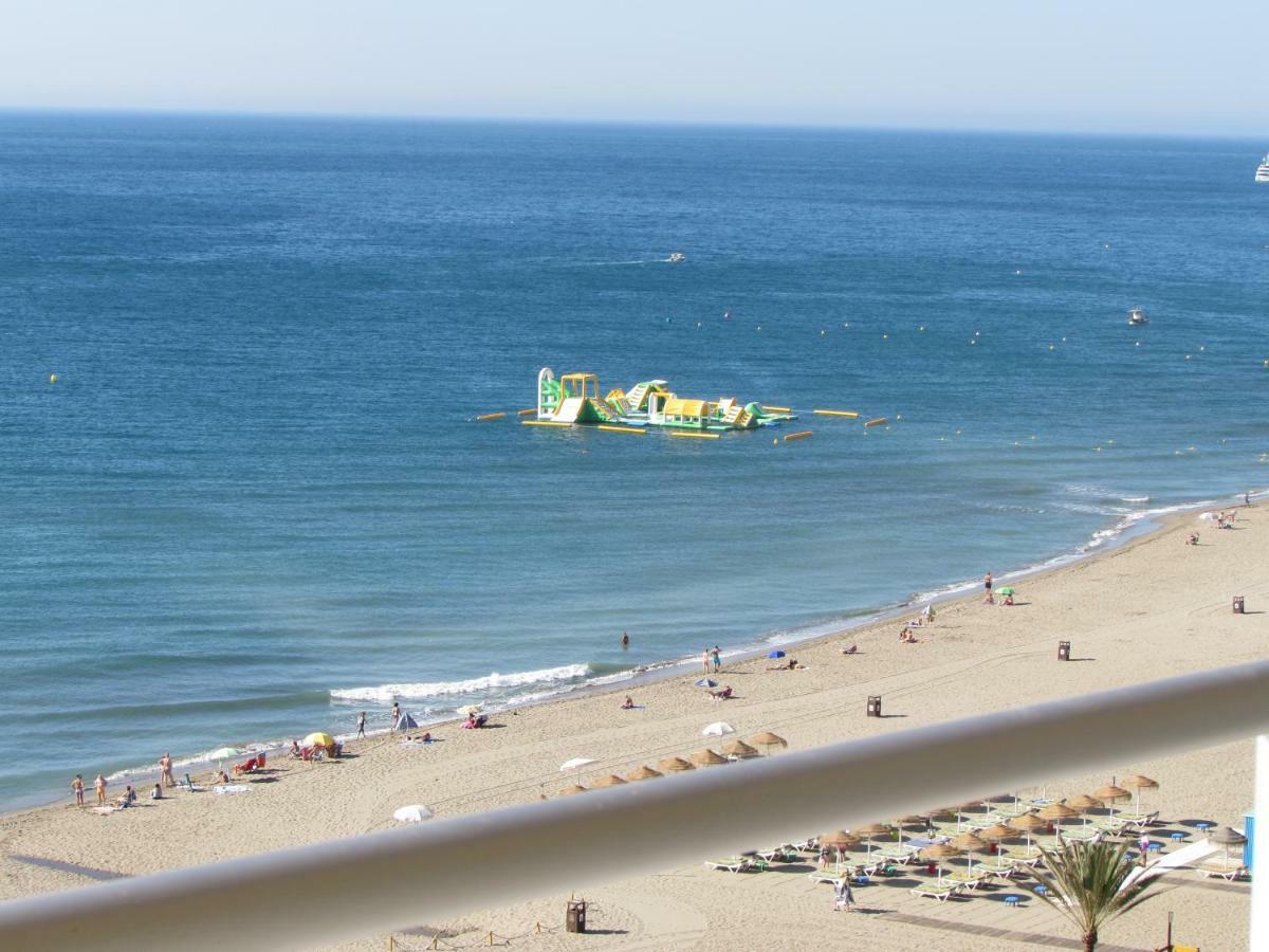 Beach Front Penthouse - ฟูเอนฮิโรลา ภายนอก รูปภาพ